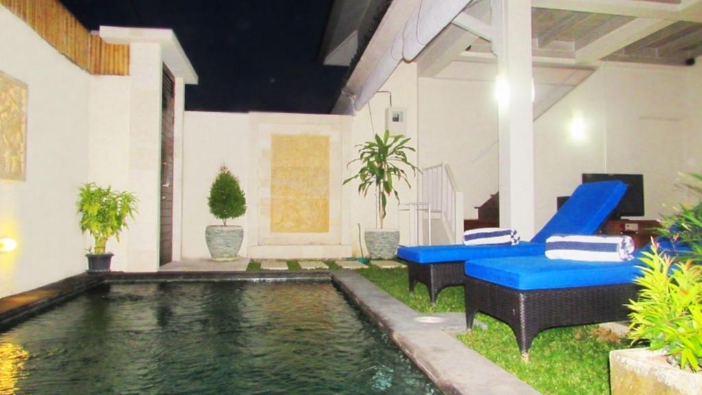 Sun Shoot Villas Seminyak Esterno foto