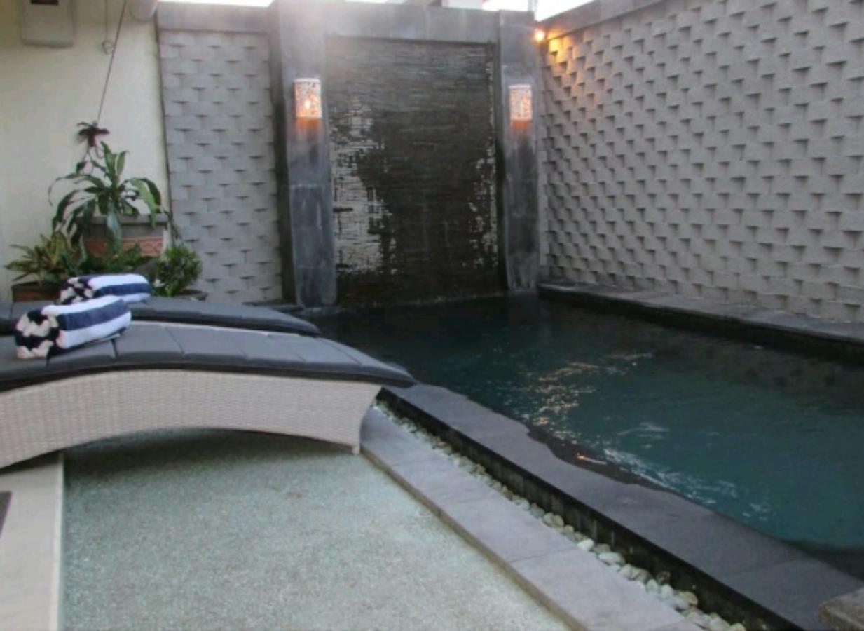 Sun Shoot Villas Seminyak Esterno foto